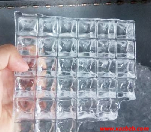 西安降温冰块.jpg 西安降温冰块.jpg